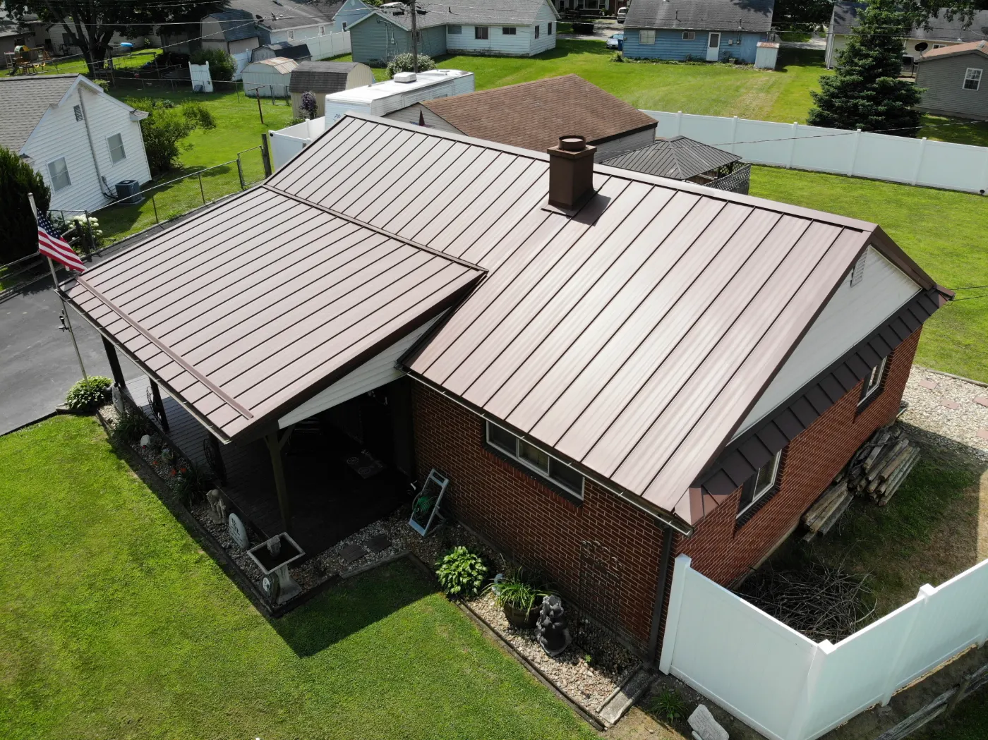 Manufacturer-certified roof installation in Ellettsville